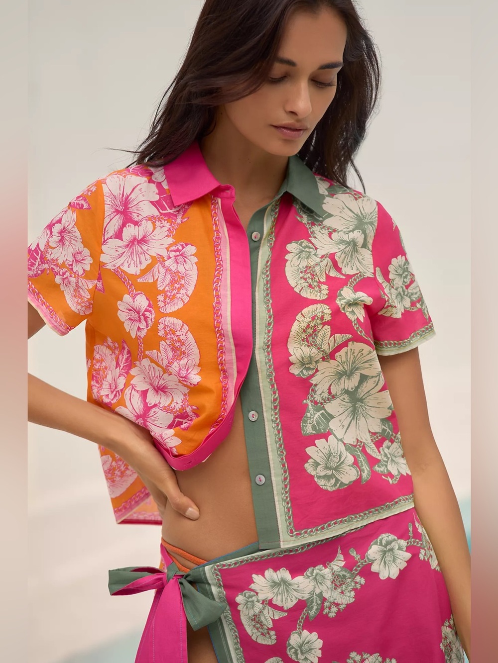 FARM Rio FLORAL ELEGANCE MIXED
SCARVES SHIRT